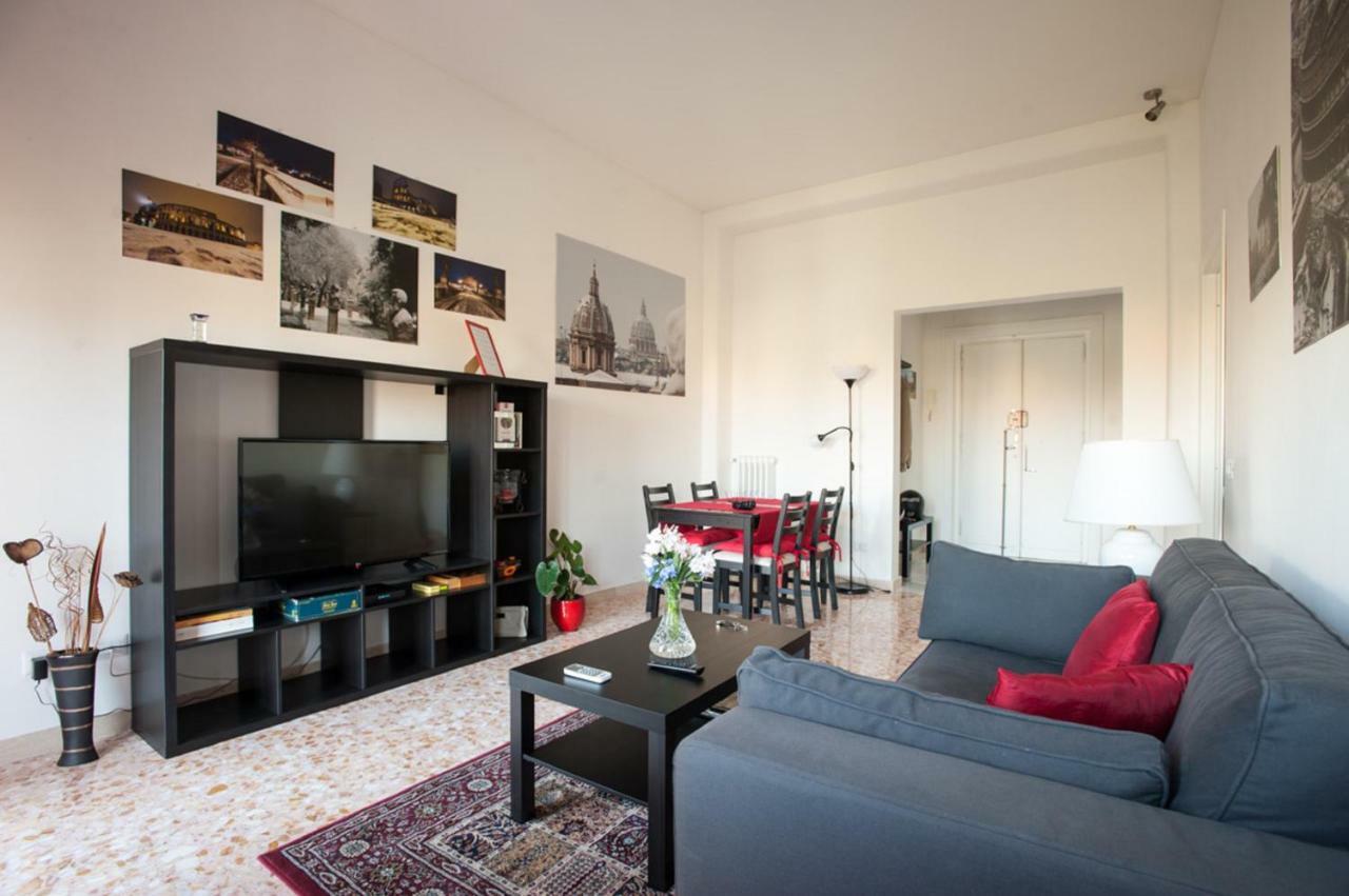 Dimora Vatican Clodio Apartment Рим Екстериор снимка